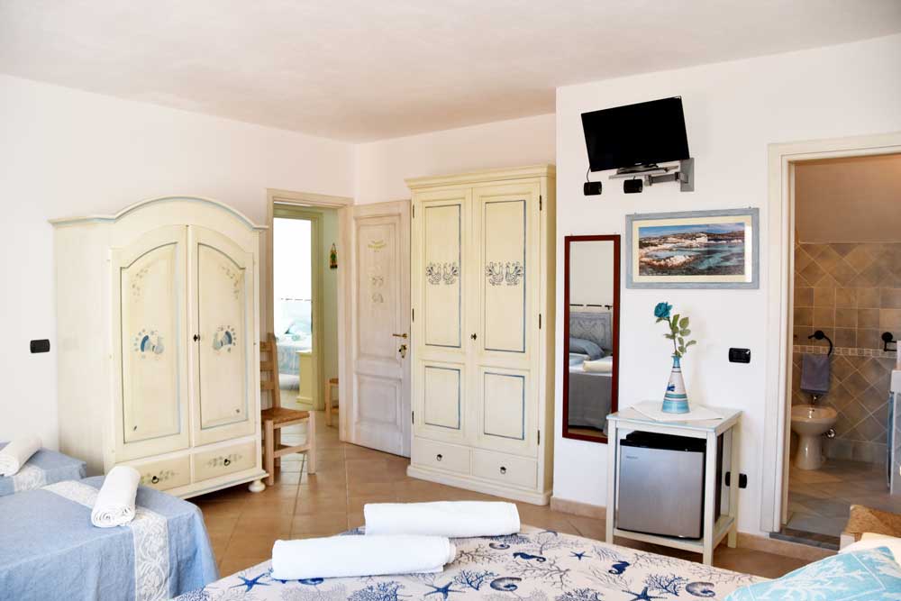 Camera Le Pavoncelle -  b&b MARE ISOLE
